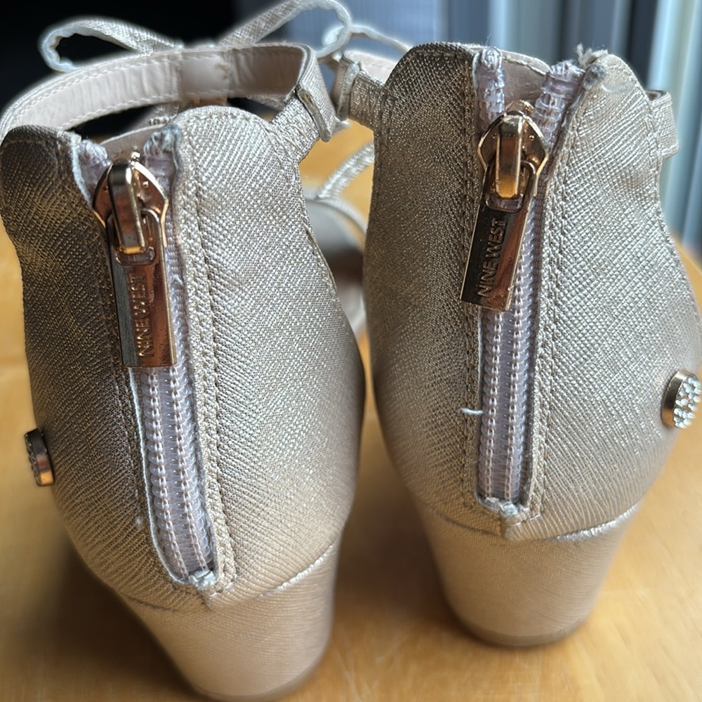 KIDS Nine West Elizabeth Shimmer gold dress shoes - Picture 6 of 11